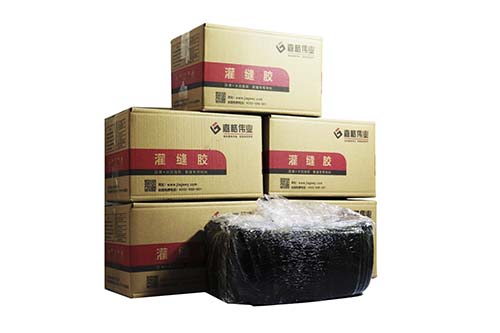 使用路面灌縫膠修補(bǔ)道路裂縫到底麻不麻煩？